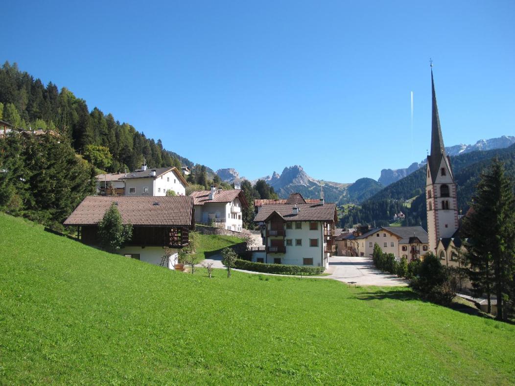 Villa Ula Verda- Apartments Marianna Santa Cristina Val Gardena Zewnętrze zdjęcie